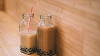 How to make boba tea. (Photo: Rosalind Chang/Unsplash)