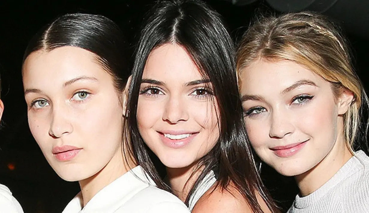 Sementara itu Gigi dan Bella Hadid dikabarkan meminta Kendall Jenner untuk menjauhi sang adik. (REX-Shutterstock/HollywoodLife)