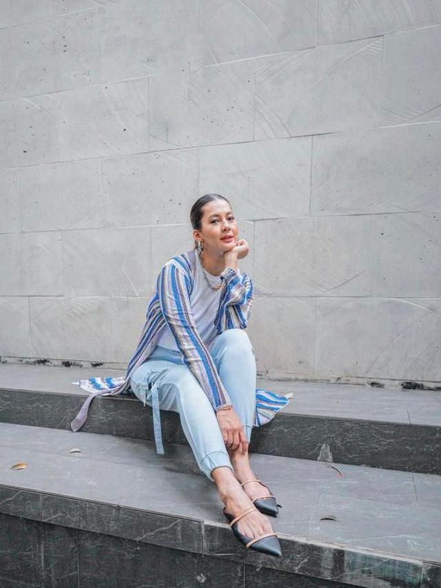 10 Inspirasi Outfit Cewek Kue ala Artis Tanah Air, Paula Verhoeven hingga Cinta Laura