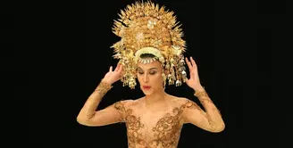 Sophia Latjuba Indonesia Fashion Week 2018