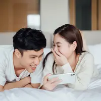 ilustrasi pasangan romantis/JodieWangss/Shutterstock