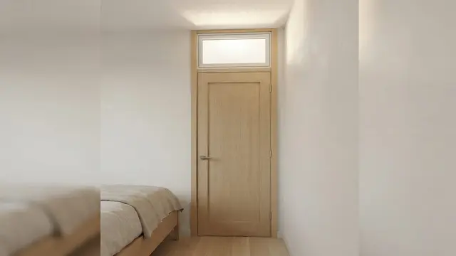 Model Pintu Kamar dengan Ventilasi Roster Kecil di Bagian Atas