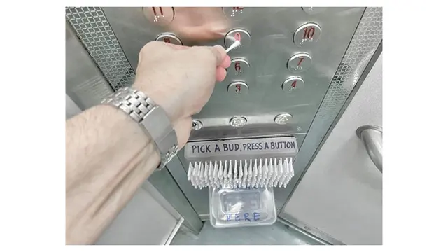 Cegah Penularan Corona di Tempat Umum, Negara Ini Sediakan Cotton Bud di Lift