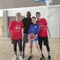 Legenda NBA Jason Richardson bersama Uus, Mikha Tambayong dan Daniel Wenas (Liputan6.com/Thomas)