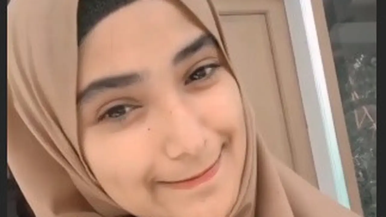 7 Potret Nadya Mustika Rahayu, Istri Rizki D'Academy