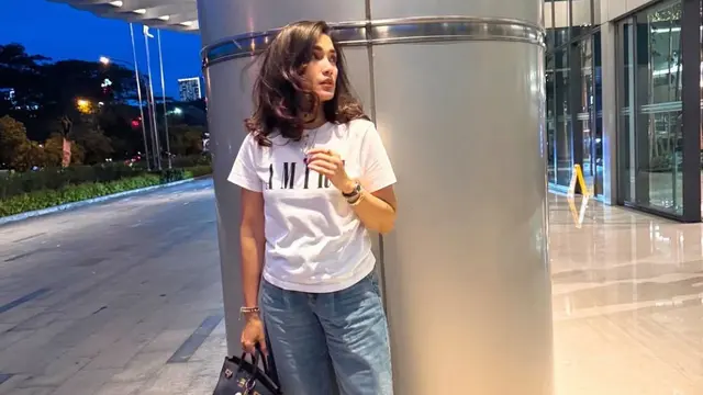 Aura muda ussy sulistiawaty yang tak luntur. (credit:instagram.com/ussypratama)