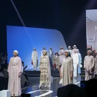 Fashion show bertema Modestverse: Future of Beauty dari Wardah dalam Muslim Fashion Festival 2024.