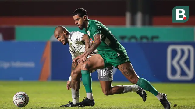 Foto: David da Silva Unjuk Gigi, Persib Bandung Menang Lagi di BRI Liga 1