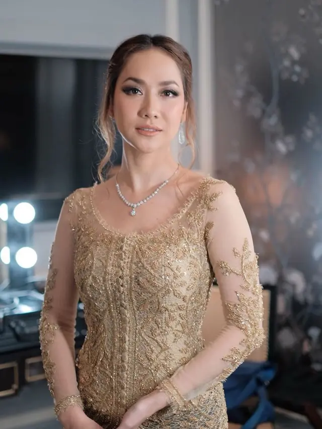 Tetap Semangat, 5 Artis Ini Jalani Puasa Ramadhan 2020 Tanpa Pasangan
