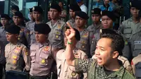 Massa HMI Bandung demo di KPK (Liputan6.com/ Oscar Ferri)