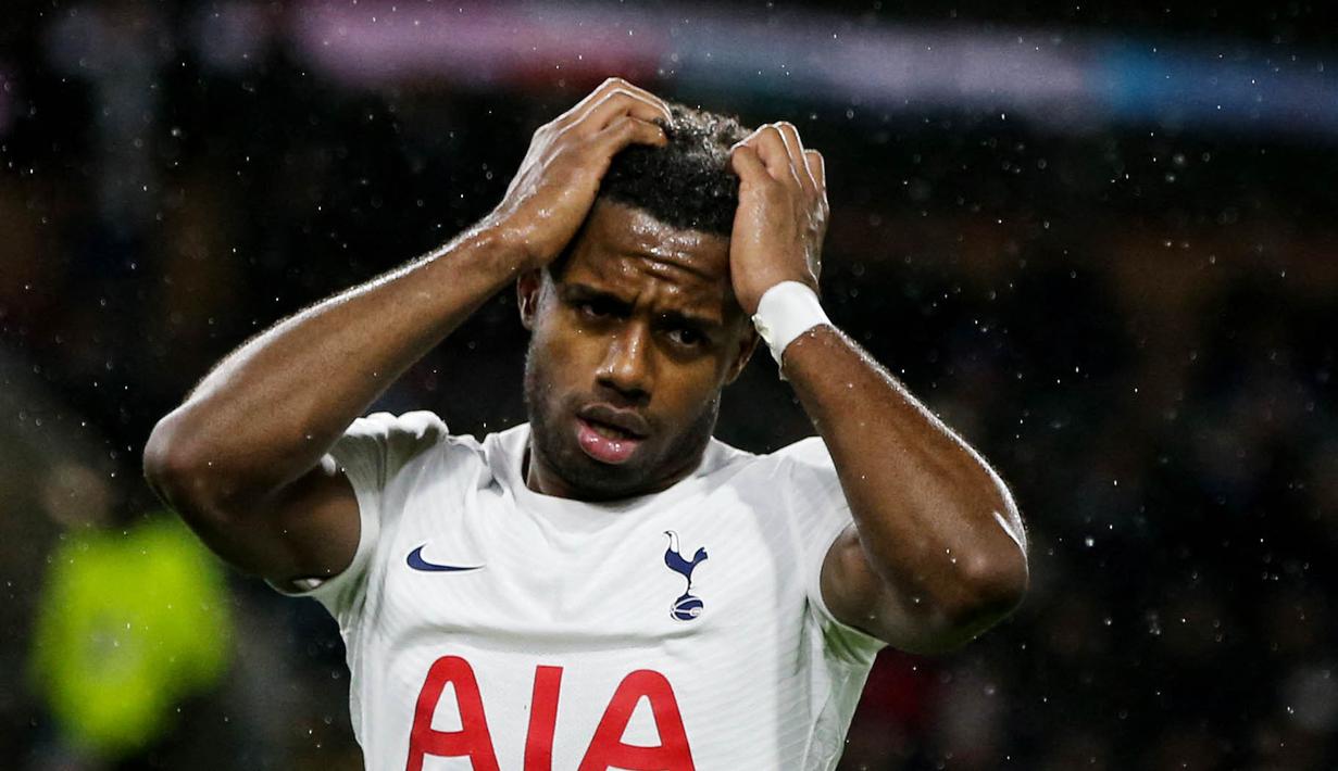 Tottenham Hotspur harus menelan pil pahit kala bertandang ke markas Burnley pada laga pekan ke-26 Liga Inggris. (AFP/Nigel Roddis)
