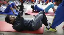 Pacquiao melakukan latihan intensif di Los Angeles, Amerika Serikat, jelang duel melawan Floyd Mayweather Jr.