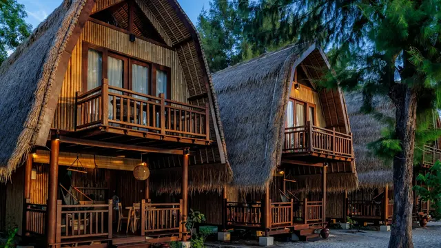 Eksplorasi Surga Gili Meno Tanpa Alas Kaki di Karma Reef