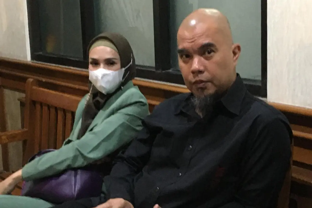 Mulan Jameela dan Ahmad Dhani resmikan hubungan pernikahan secara negara (ist - Munady Widjaja)