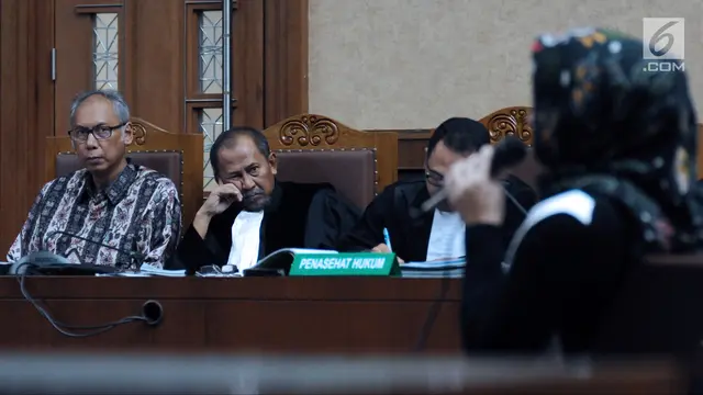 Istri Setya Novanto Bersaksi di Sidang Dokter Bimanesh