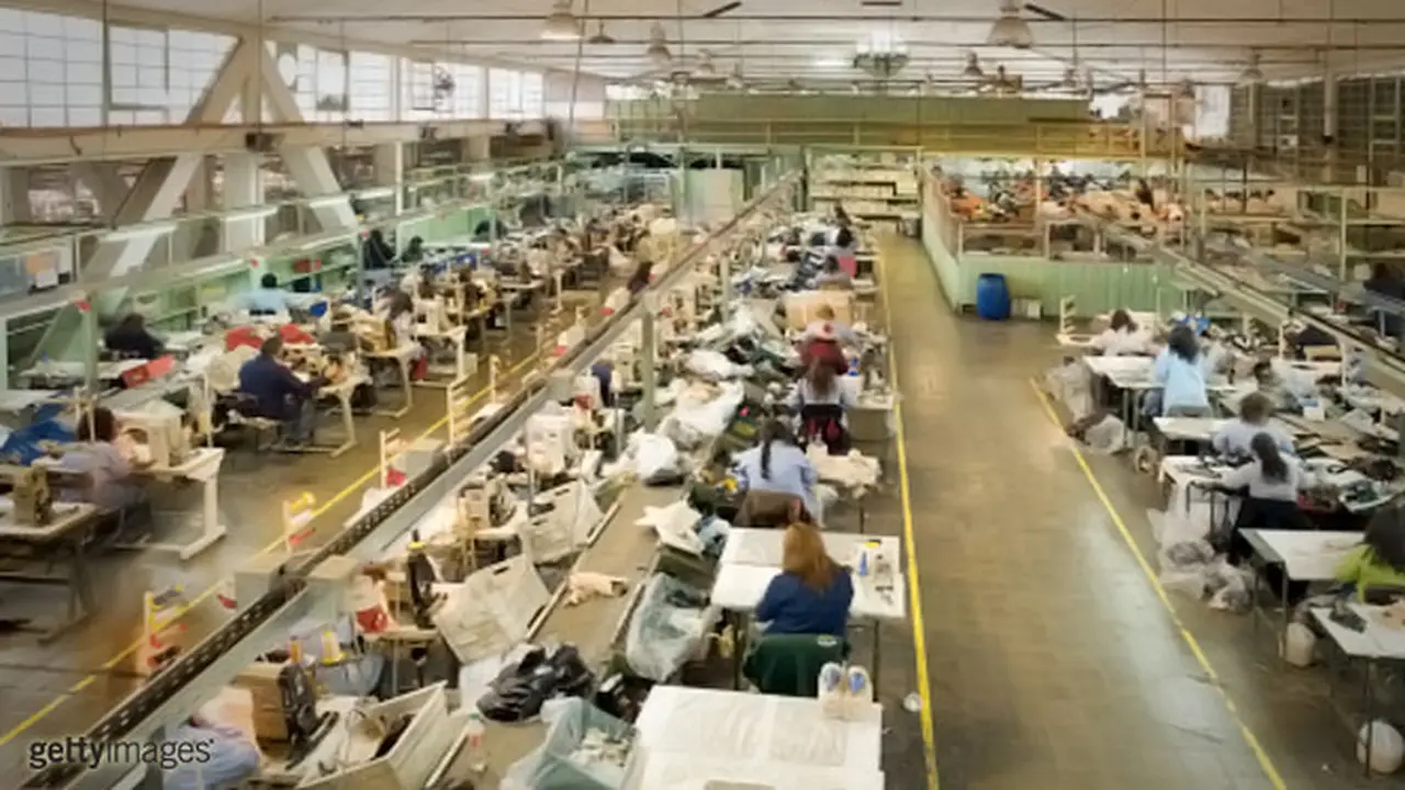 industri-manufaktur130201b.jpg