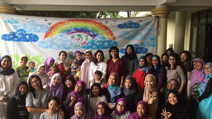 [FIMELA] GarASI Kita, Komunitas Berbagi Ilmu Menyusui d[FIMELA] GarASI Kita, Komunitas Berbagi Ilmu Menyusui yang Saling Mengasihian Saling Mengasihi