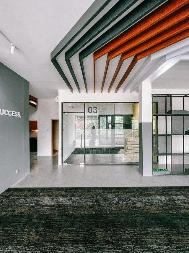 Kantor Baru Awkarin