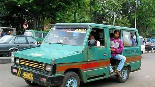 Angkot lawas (Instagram/@beritakotabandung