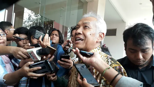 Petinggi Demokrat Agus Haryanto menemui Sekjen PDIP Hasto Kristiyanto