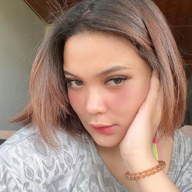 Potret transformasi Dinda Shafay