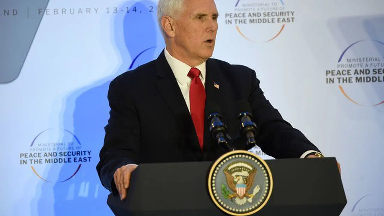 Wakil Presiden Amerika Serikat, Mike Pence dalam Konferensi Warsawa 2019 (AFP Photo)