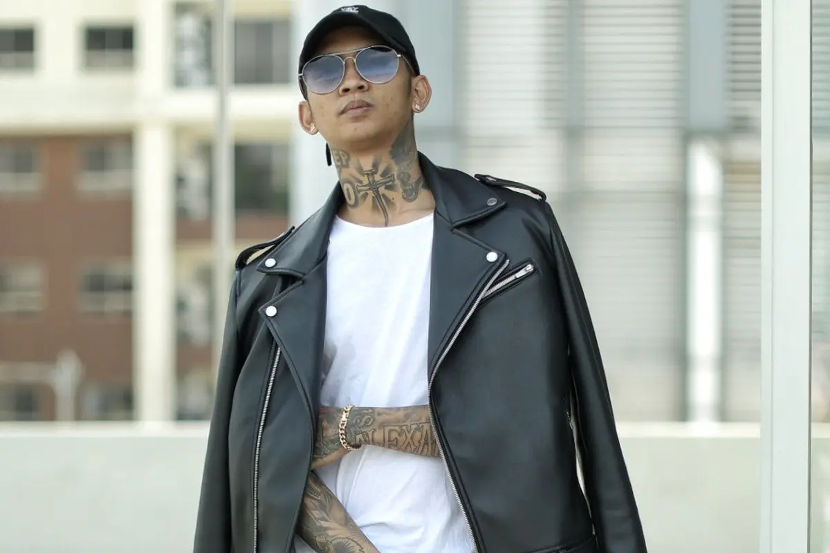 [Bintang] Reaksi Young Lex Saat Klip Nyeselkan Ditonton 10 Juta Kali