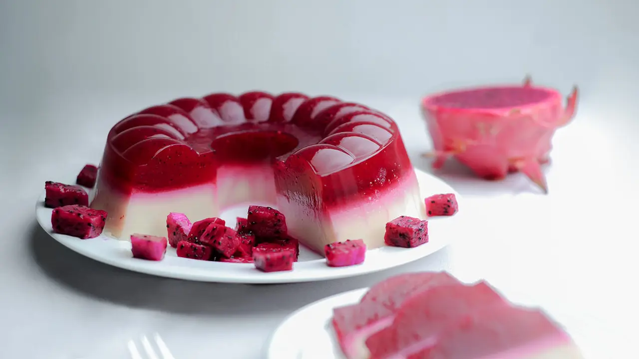 puding agar-agar merah putih buah naga