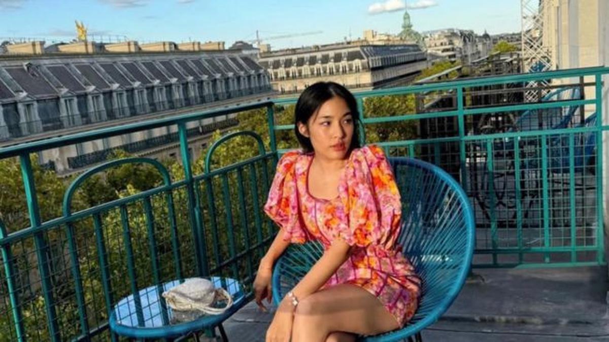 7 Pesona Tiffany Soetanto Istri Chef Arnold, Kecantikan Natural dengan Gaya Effortless