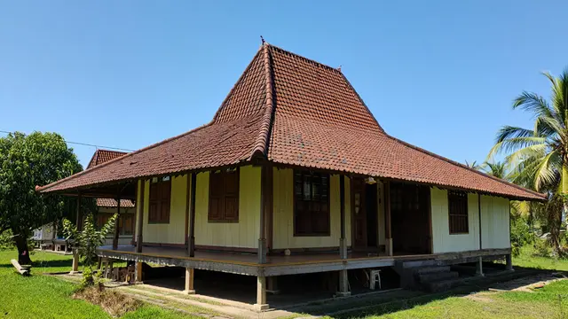 Desain Rumah Kampung Sederhana yang Adem saat Musim Kemarau (AI)
