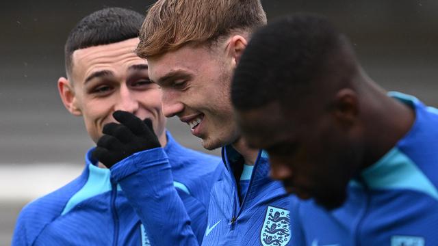 FOTO Phil Foden dan Cole Palmer