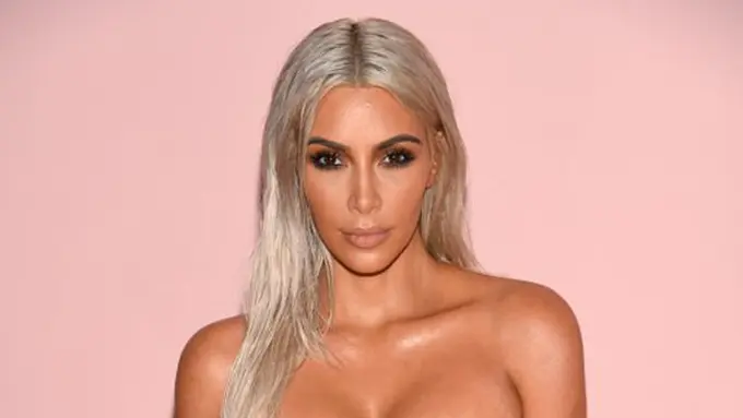 [Bintang] Kim Kardashian