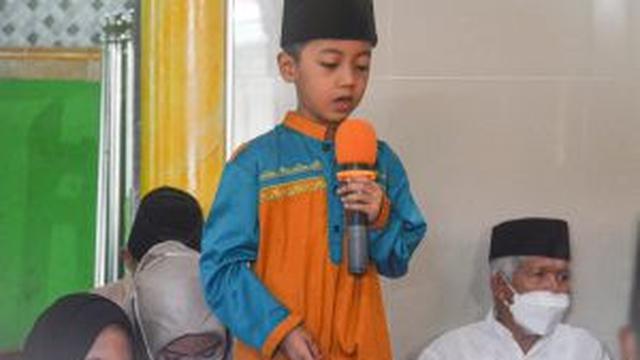 Tradisi Jambar Uang Warnai Peringatan Maulid Nabi di Bengkulu