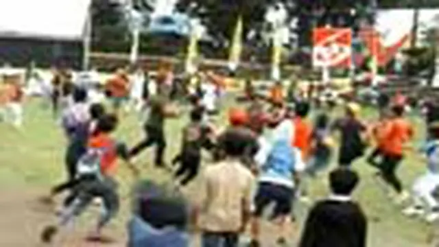 Pelajar Tawuran di Konser Musik
