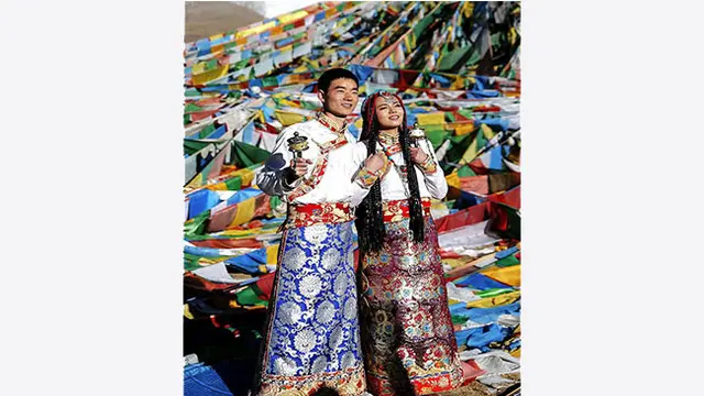 Tidak Hanya Indonesia, 5 Negara Ini Juga Memiliki Baju Pernikahan yang Unik