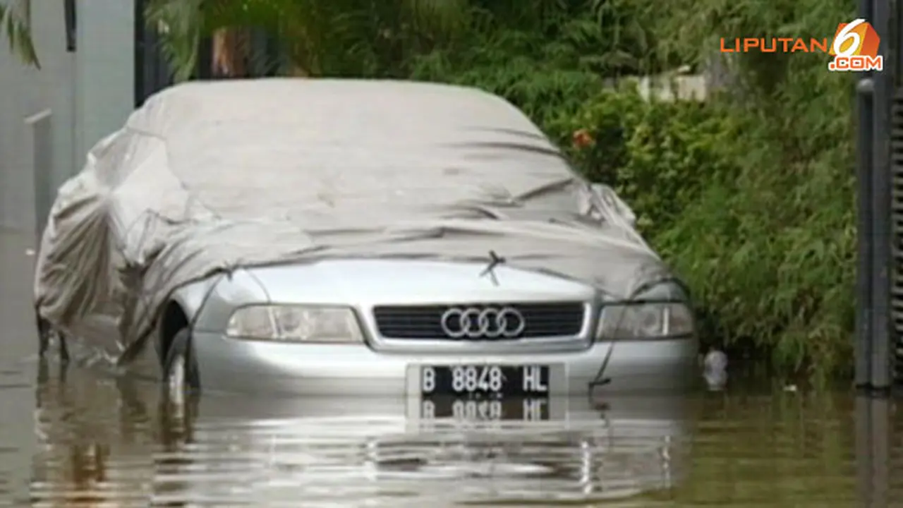banjir-kawasan-elit-140129c.jpg