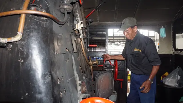 Lokomotif Uap Kuno