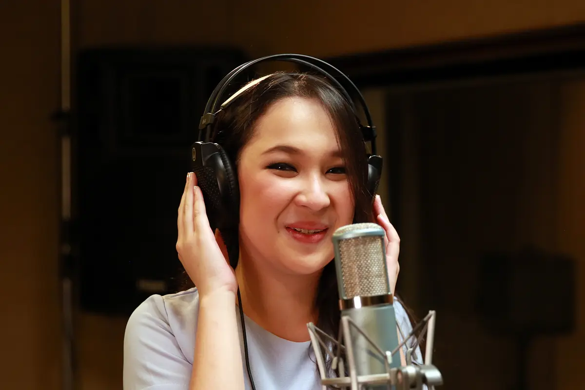 [Bintang] Pricilla  Blink