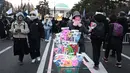 Sebelumnya, Presiden Korea Selatan Yoon Suk Yeol, pada Kamis (11/12/2024), mengeluarkan kecaman kepada lawan-lawan politiknya sebagai kekuatan anti-negara. (Jung Yeon-je/AFP)