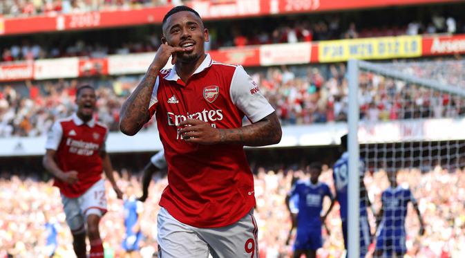 Gabriel Jesus berhasil mempersembahkan dua gol sejauh ini untuk Arsenal di Liga Inggris 2022/2023. Kedua golnya dicetak saat The Gunners menang 4-2 atas tamunya Leicester City di pekan kedua (13/08/2022). (AFP/Adrian Dennis)