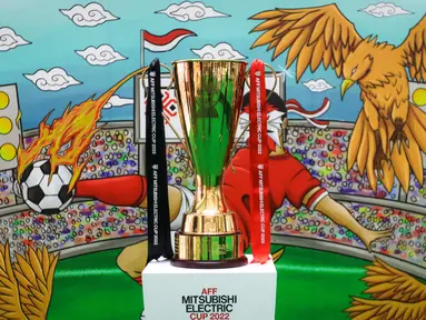 Indonesia terpilih menjadi kota keempat sebagai destinasi Trophy Tour Piala AFF 2022 pada Sabtu (26/11/2022). (Bola.com/Bagaskara Lazuardi)