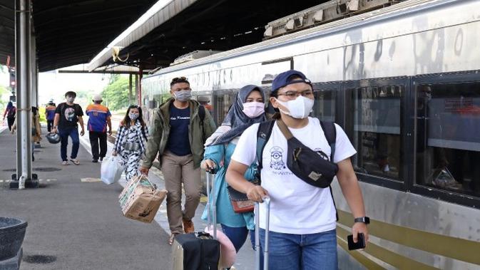 Daops 3 Cirebon memperketat protokol kesehatan untuk penumpang kereta api memasuki libur Isra Mikraj dan Nyepi. Foto (Istimewa)