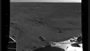 Dataran wilayah kutub utara Mars ditunjukkan dari Phoenix Mars Lander setelah mendarat sukses pada 26 Mei 2008. (businessweek.com)
