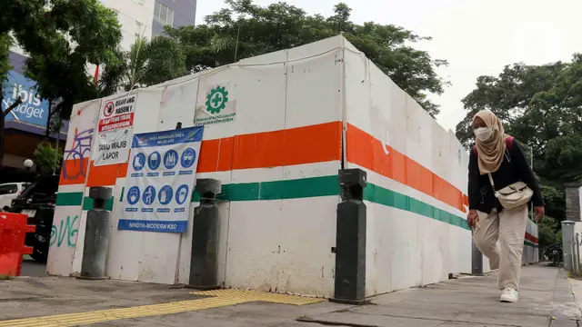 Tak Kunjung Kelar, Seperti Ini Suasana Sekitar Proyek Galian di Jalan Cikini Raya