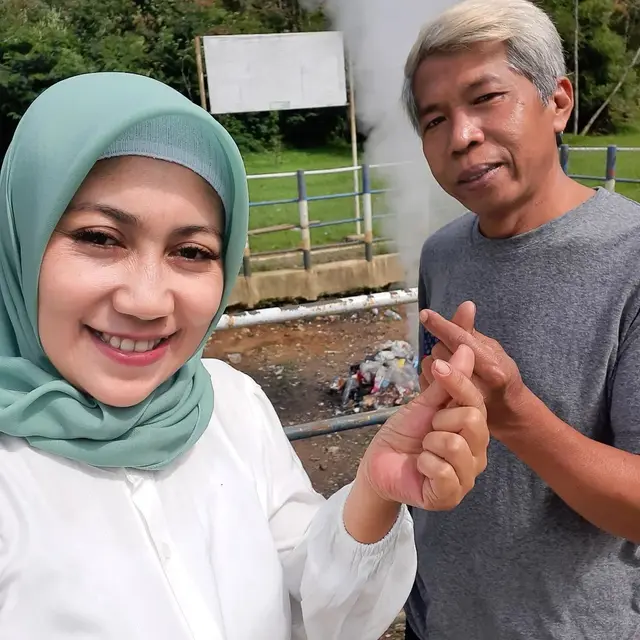 Kapok Poligami, Ini 6 Potret Mesra Kiwil dan Venti Figianti Saat Liburan