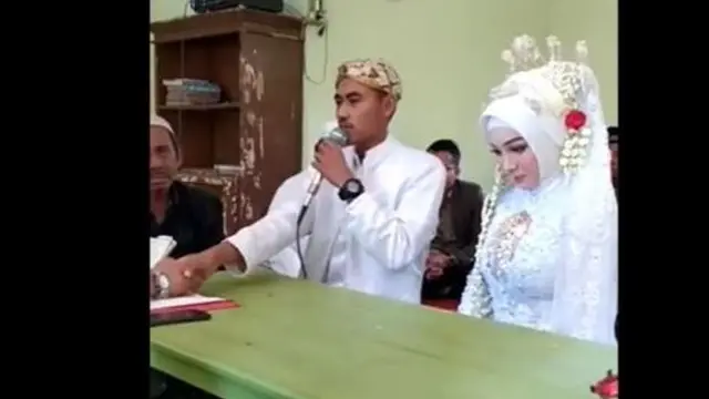 Saking Semangat Ijab Kabul, Pengantin Pria Nyaris Pecahkan Jam Tangan Wali Nikah