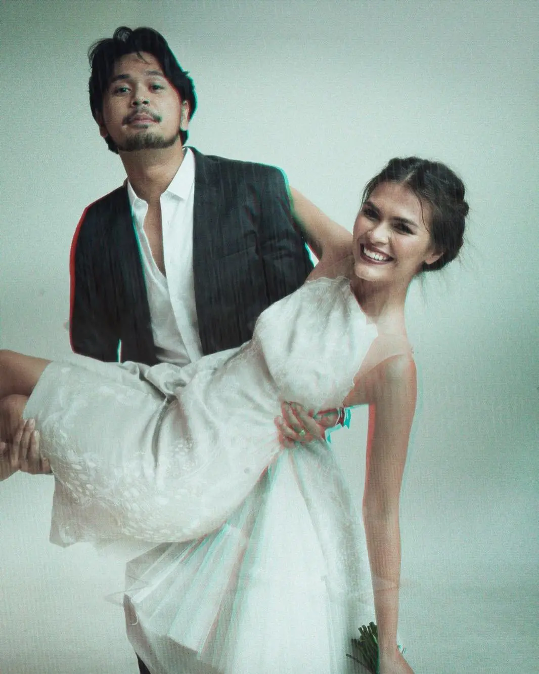 Petra Sihombing dan kekasihnya, Firrina Sinatrya. (Instagram - @petra_sihombing)