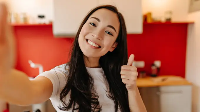 Anti Gagal! 5 Cara Foto Selfie yang Bisa Bikin Kamu Makin Pede