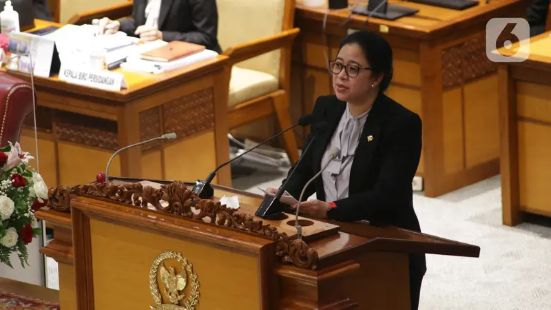 Rapat Paripurna Masa Sidang IV DPR