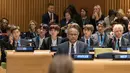 Boyband Korea Selatan, BTS menghadiri Sidang Umum Perserikatan Bangsa-Bangsa (PBB) di New York, Senin (24/9). BTS memberikan pidato singkat dihadapan para pemimpin dunia yang hadir dalam acara UNICEF. (AFP/Mark GARTEN)